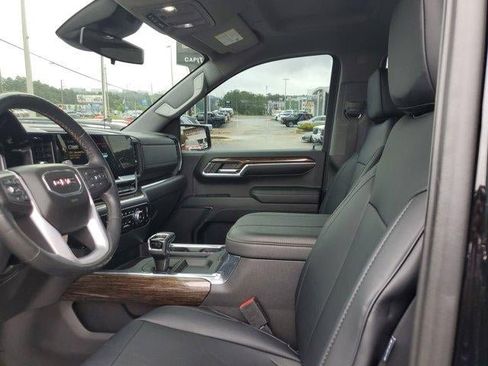 Used 2023 GMC Sierra 1500 Elevation w/ X31 Off-Road Package AWD/4WD image 18
