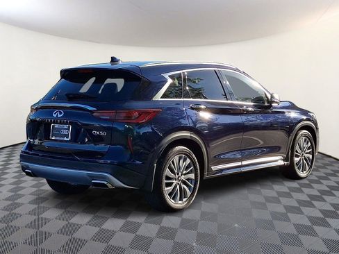 Used 2024 INFINITI QX50 Luxe w/ Accent Package AWD/4WD image 6