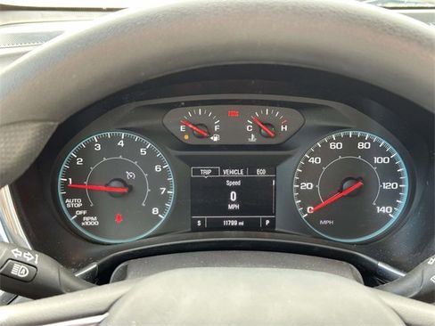 Certified 2023 Chevrolet Equinox LS w/ Driver Confidence II Package image 16