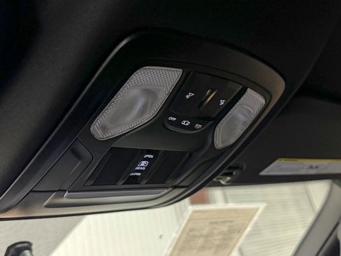 Used 2022 RAM 2500 Tradesman AWD/4WD image 33
