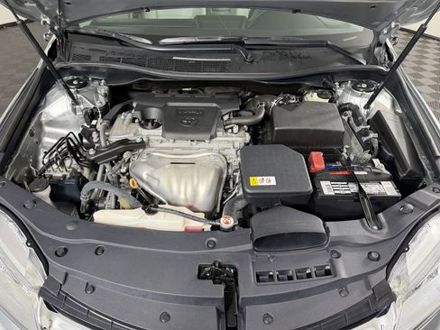 Used 2017 Toyota Camry LE FWD image 33