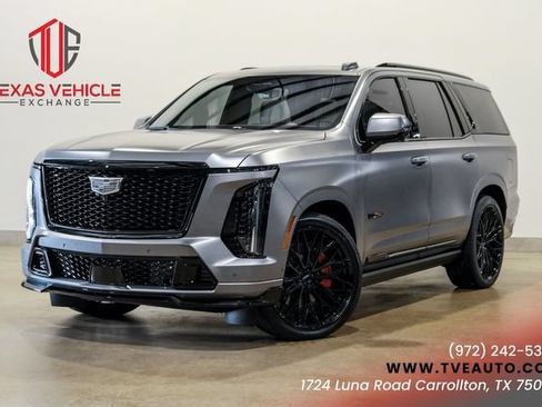 Used 2026 Cadillac Escalade V w/ LPO, Onyx Lite Package AWD/4WD image 1