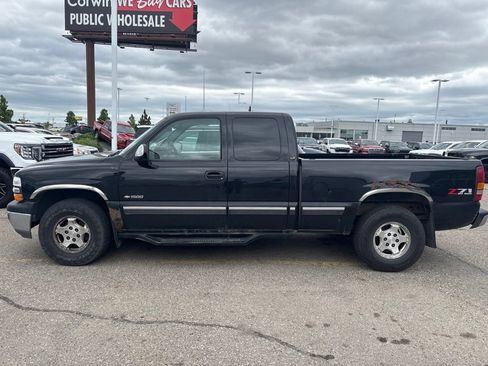 Used 2000 Chevrolet Silverado 1500 LT w/ Off-Road Chassis Pkg AWD/4WD image 3