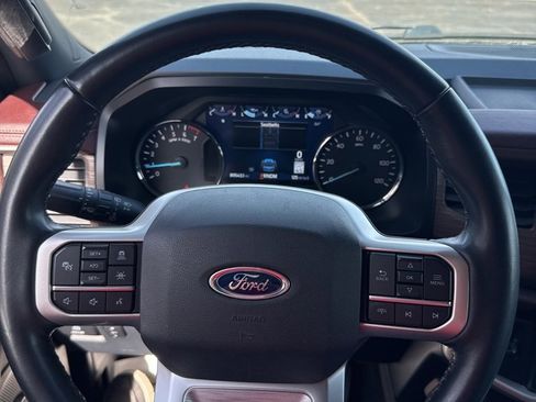 Used 2022 Ford Expedition Max Limited image 7