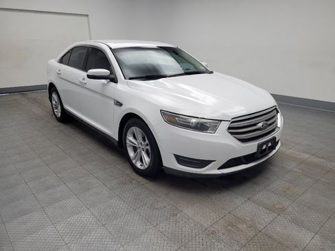 Used 2014 Ford Taurus SEL image 13