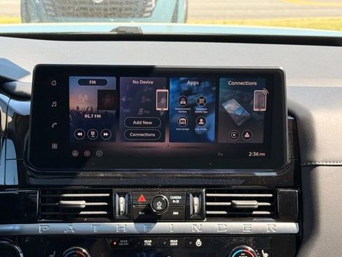 New 2026 Nissan Pathfinder SL image 29