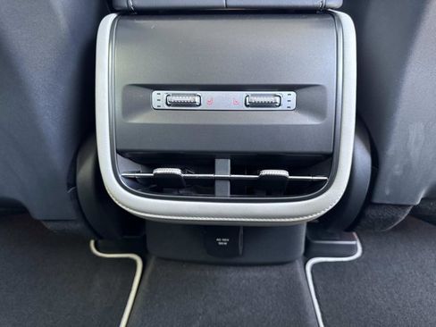 New 2025 Lincoln Nautilus Premier w/ Equipment Group 102A image 22