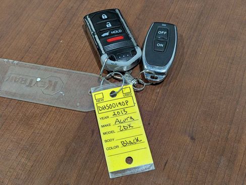 Used 2013 Acura ZDX image 29