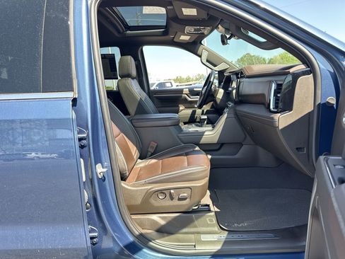 Used 2025 GMC Sierra 1500 Denali w/ Denali Reserve Package image 33