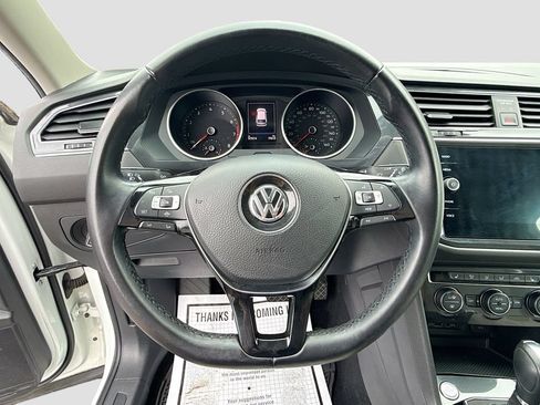 Used 2019 Volkswagen Tiguan SE FWD image 14