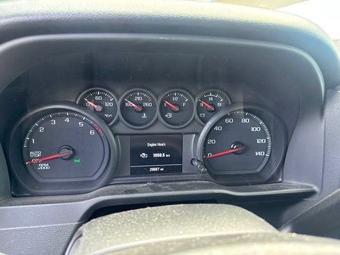 Used 2023 Chevrolet Silverado 1500 Custom w/ Rally Edition AWD/4WD image 8