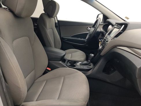 Used 2019 Hyundai Santa Fe XL SE FWD image 21
