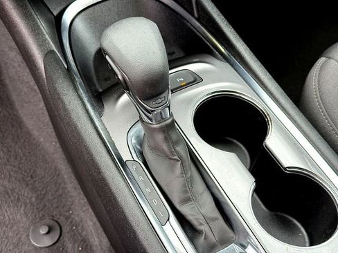 Used 2024 Chevrolet Malibu LT image 18