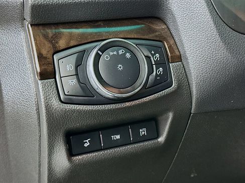 Used 2014 Ford Explorer Limited w/ Equipment Group 302A AWD/4WD image 10