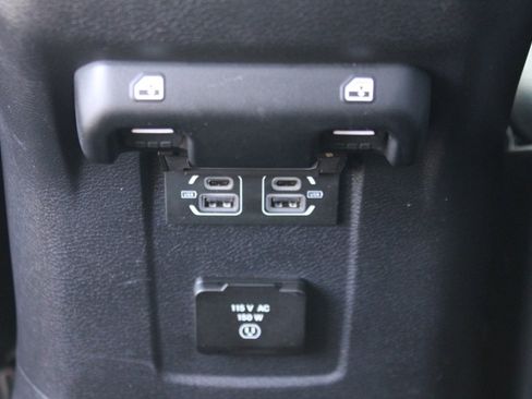 Used 2023 Jeep Wrangler Unlimited Rubicon 4xe image 37