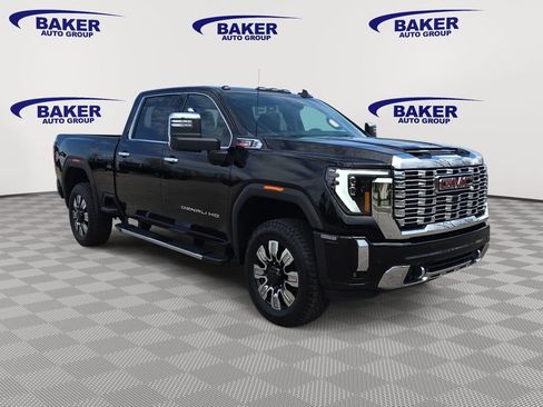 New 2026 GMC Sierra 2500 Denali AWD/4WD image 3