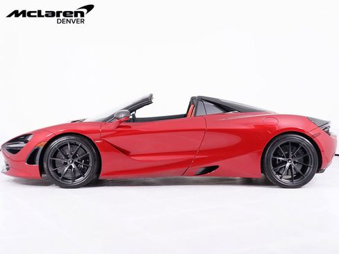 Used 2020 McLaren 720S Spider RWD image 2