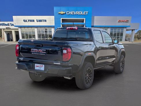 New 2026 GMC Canyon Elevation w/ Convenience Package image 8