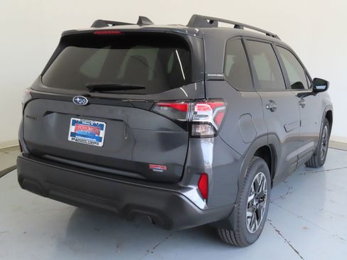 Certified 2025 Subaru Forester Premium image 4