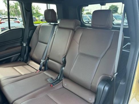 Used 2025 Toyota Land Cruiser w/ Premium Package AWD/4WD image 33