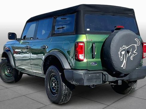 Used 2023 Ford Bronco Base image 12