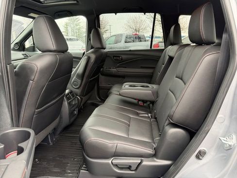 Used 2023 Honda Passport TrailSport image 38