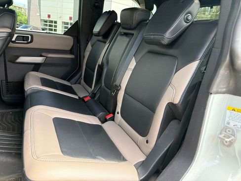 Used 2022 Ford Bronco Wildtrak AWD/4WD image 18