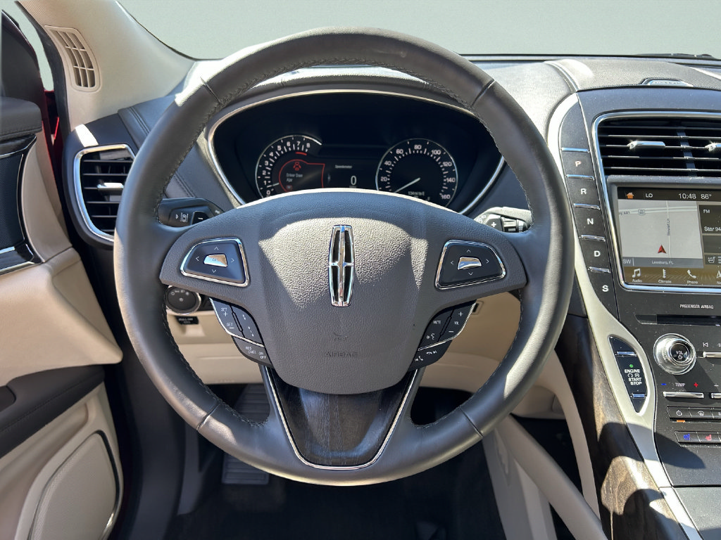 Used 2018 Lincoln MKX Reserve w/ Driver Assistance Package FWD image 33