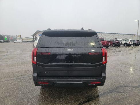 New 2026 Ford Expedition Platinum w/ Stealth Performance Package image 7