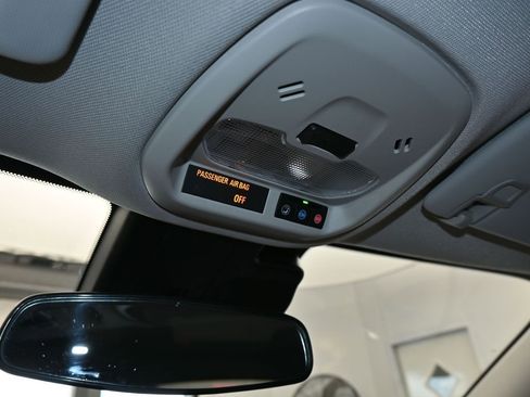 Used 2025 Chevrolet Trax LT w/ Driver Confidence Package image 20