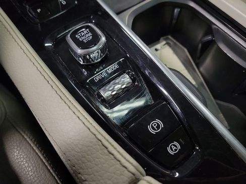 Used 2021 Volvo XC90 T8 Inscription Expression w/ Protection Package Premier image 16