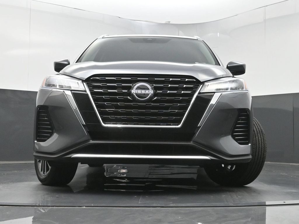 Used 2023 Nissan Kicks SV FWD image 22