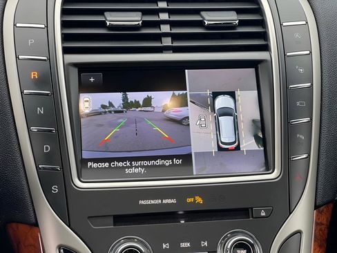 Used 2020 Lincoln Nautilus Reserve w/ Equipment Group 202A image 37