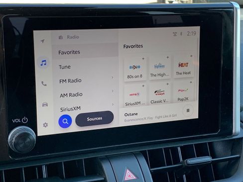 Used 2025 Toyota RAV4 LE image 21