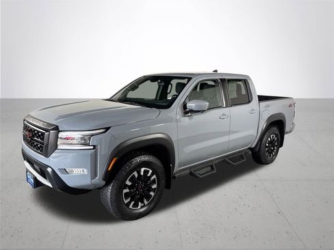 Used 2023 Nissan Frontier PRO-4X w/ Pro Convenience Package AWD/4WD image 2