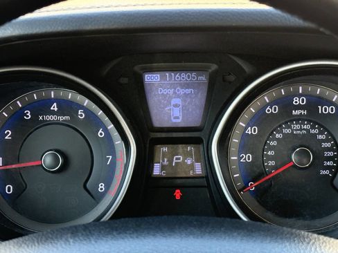 Used 2013 Hyundai Elantra GT w/ Style Pkg image 16