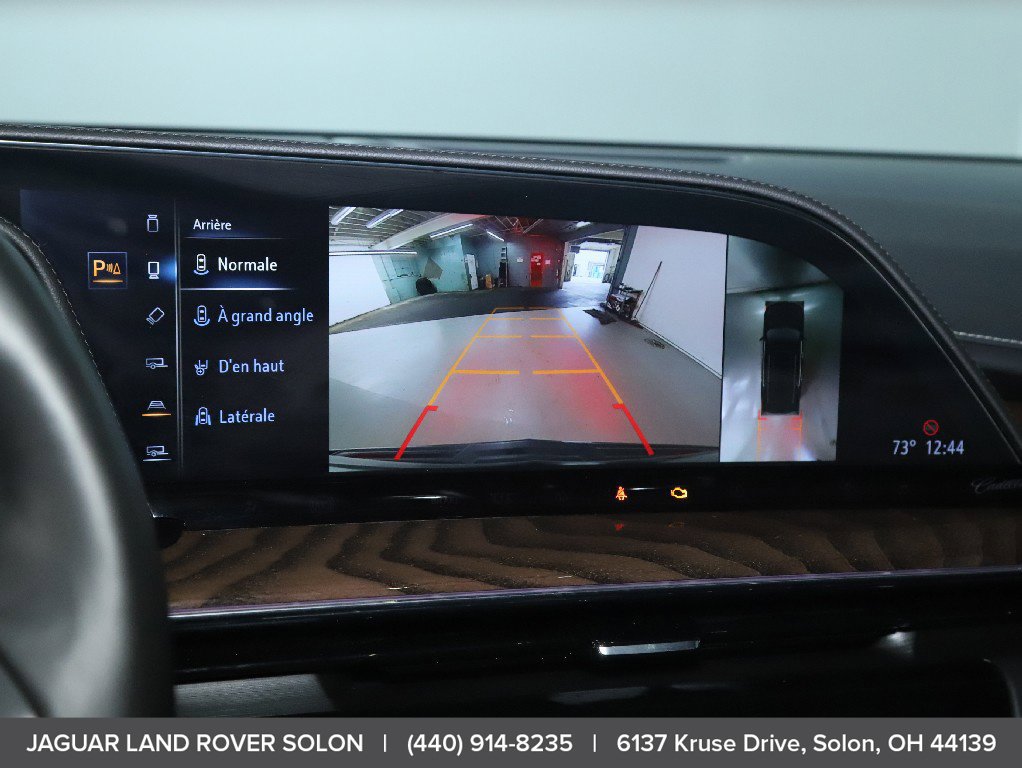 Used 2022 Cadillac Escalade Sport Platinum w/ LPO, ONYX Package AWD/4WD image 24