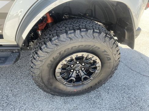 New 2025 Ford Bronco Raptor w/ Interior Carbon Fiber Pack image 22