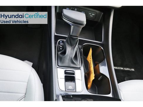 Certified 2025 Hyundai Santa Cruz SE FWD image 28