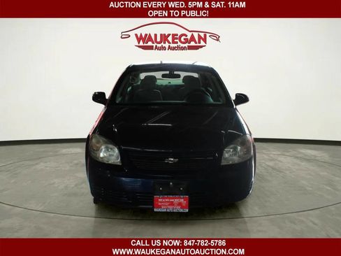 Used 2008 Chevrolet Cobalt LT image 2