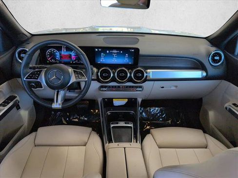 Certified 2026 Mercedes-Benz GLB 250 4MATIC image 19