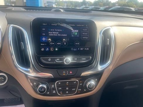 Used 2024 Chevrolet Equinox Premier AWD/4WD image 21
