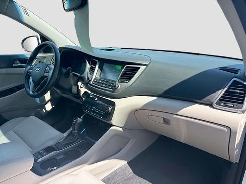 Used 2018 Hyundai Tucson Value w/ Cargo Package image 31