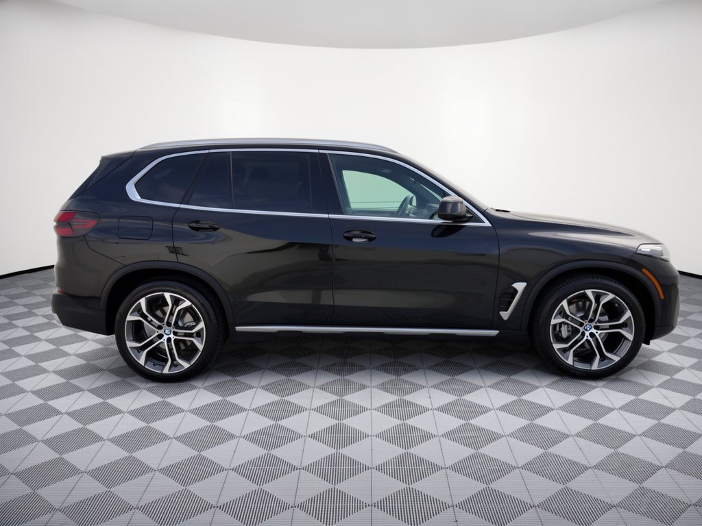 Certified 2024 BMW X5 sDrive40i w/ Premium Package RWD image 8