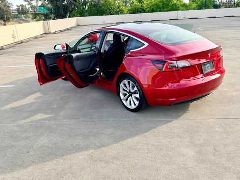 Used 2020 Tesla Model 3 Standard Range Plus RWD image 49