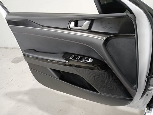 Used 2023 Kia K5 GT FWD image 30