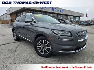 Used 2023 Lincoln Nautilus Reserve video 1