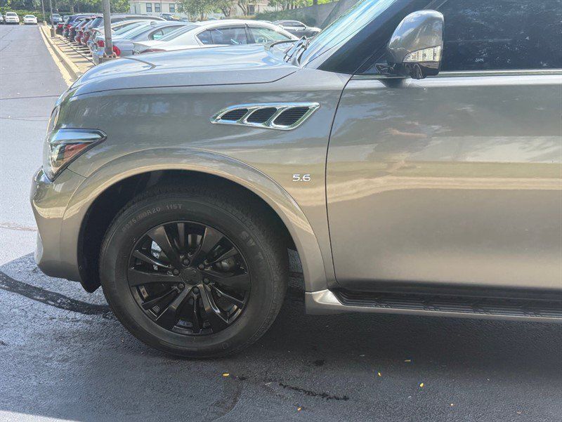 Used 2016 INFINITI QX80 4WD w/ Driver's Assistance Package image 31