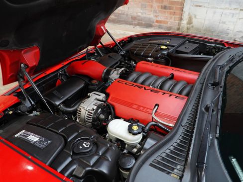 Used 2003 Chevrolet Corvette Z06 RWD image 32