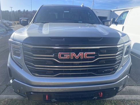 Used 2025 GMC Sierra 1500 AT4 w/ AT4 Premium Package image 12